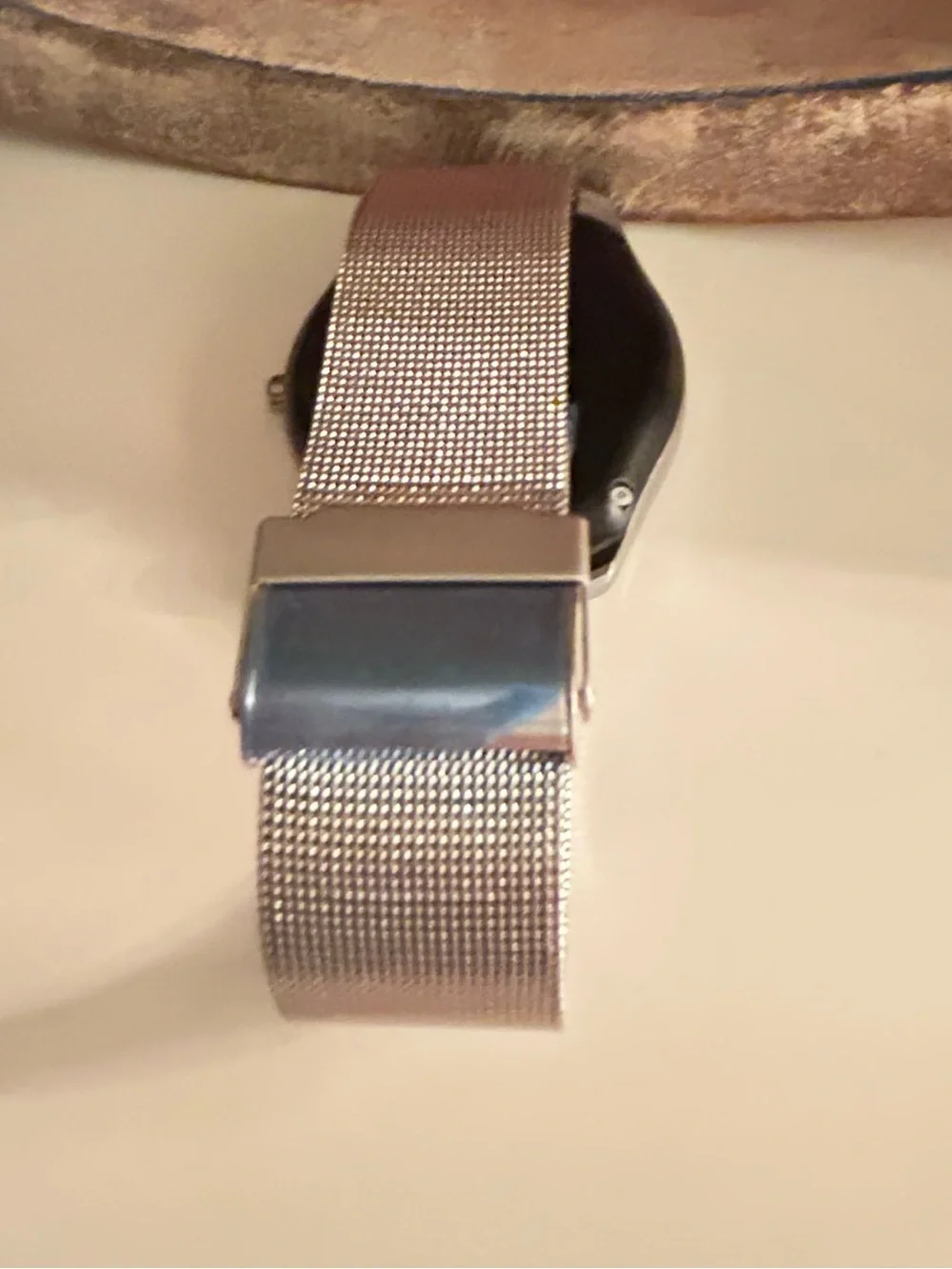 !it jeans Silver Round Smartwatch with Black Display